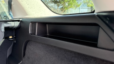 Land Rover Discovery Sport 1.5 P300e R-Dynamic SE 5dr Auto [5 Seat] Station Wagon